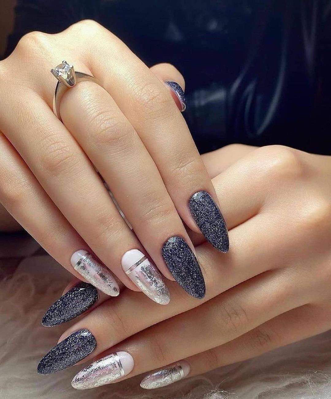 35 Cute Summer Nails To Rock For Women In 2021 images 4