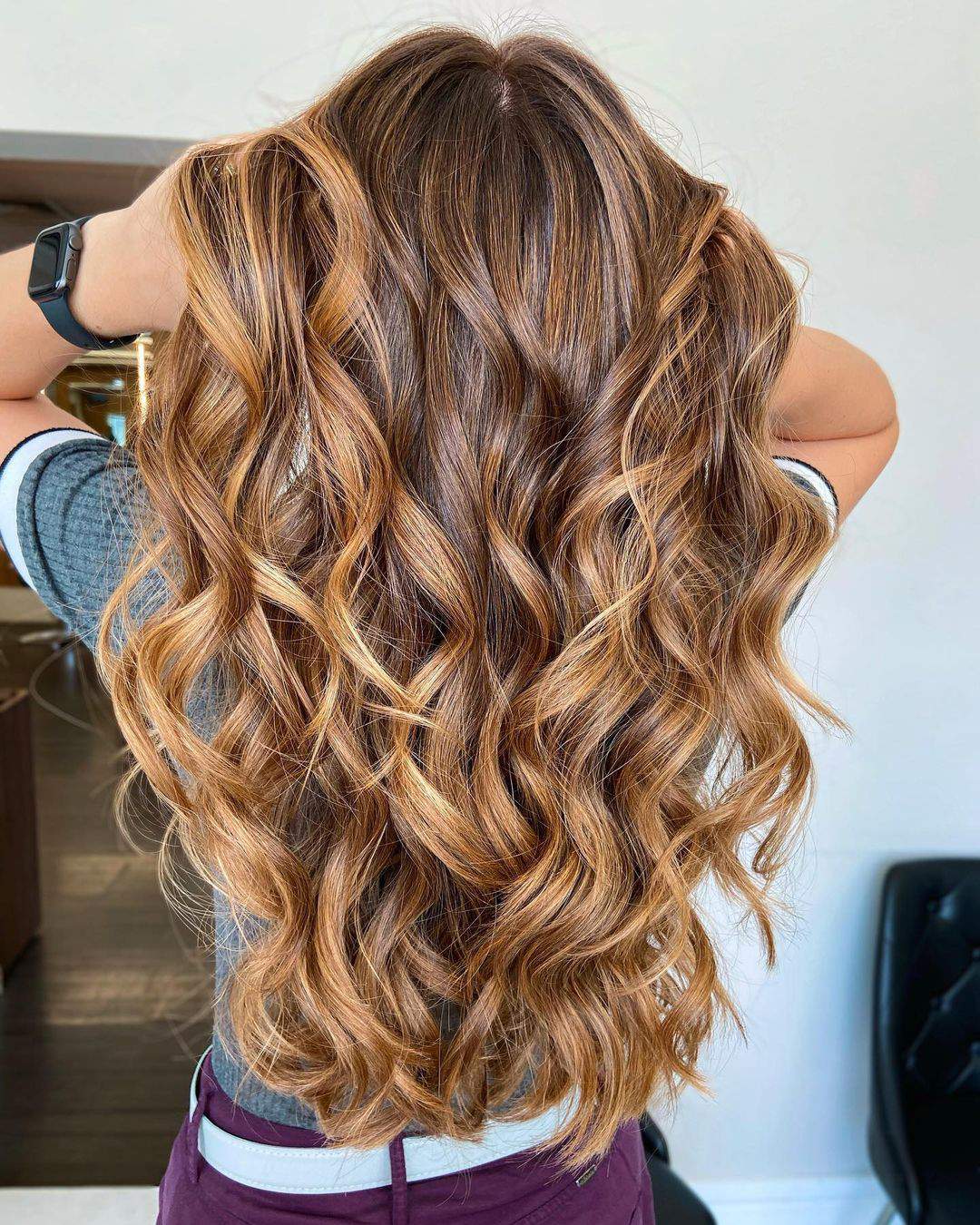 100+ Trendy Hairstyle Ideas For Women To Try In 2021 images 3