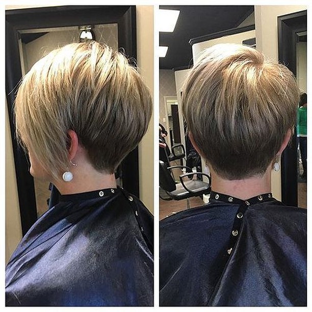 30+ Hottest Short Hairstyles & Short Haircuts For Women For 2021 images 6