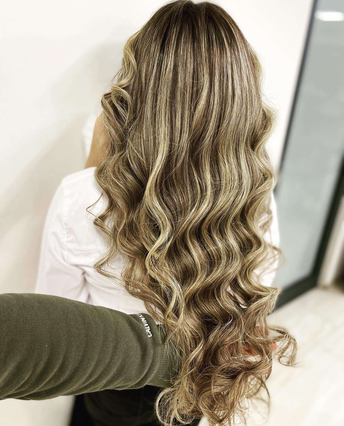 30+ Long Hairstyles And Haircuts For Long Hair To Try In 2022 images 22